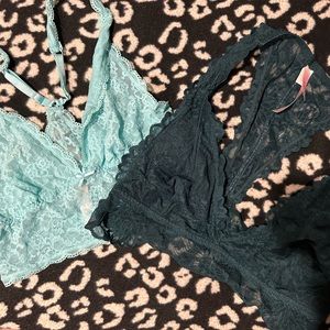 Victoria secret Size L 2 lot of unlined bra Nwot